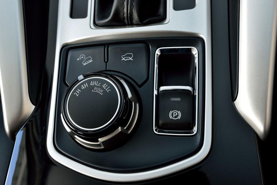  Mitsubishi Pajero Sport 2015 года  (TH) (фото 37 из 46)